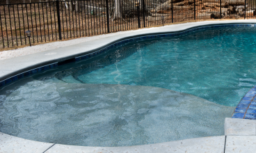 swimming-pool-contractor-pool-service